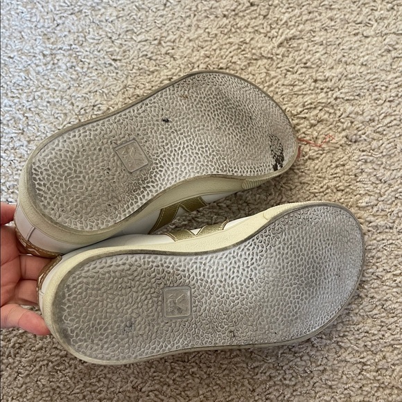 Veja White and Gold Velcro Sneakers - Picture 7 of 7